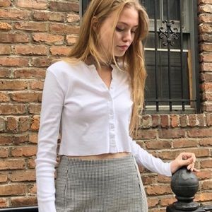 Veronica Button Top Brandy Melville